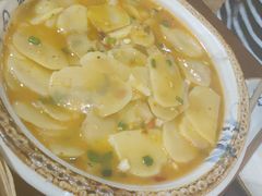-黄桷树曹家私房菜(江与城店)