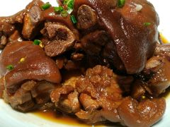 猪蹄-95号酱骨·一块豆腐(展春园西路店)