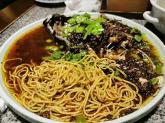 鱼头面-南京大牌档(济南万象城店)