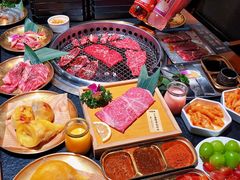 -何发发和牛烧肉·鳗鱼榴莲放题自助(乐峰广场店)