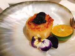 黑松露煎元贝-闻见中国海南菜(K11店)