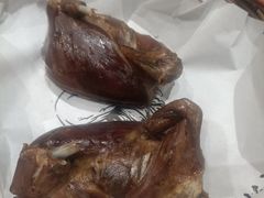 吊炉带皮鸽子-鼎原力量吊炉烧烤主题餐厅(临河街店)