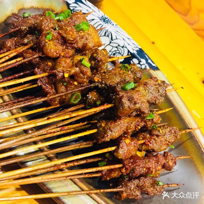 正山烤局·把把烧小肉串(宽窄巷子店)烤掌中宝图片