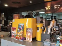 -麦当劳(杨林得来速店)