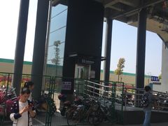 -康新公路(地铁站)