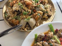 -覃记海鲜美食餐厅