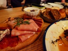 -Common Table · Brunch & Coffee