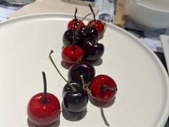 樱桃鹅肝-小大董·烤鸭(观景餐厅·南京西路店)