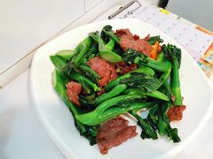 芥兰炒牛肉-文记壹心鸡(宝华路店)