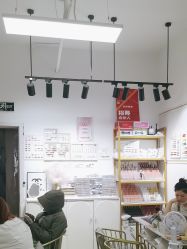 -尤米一站式美甲美睫