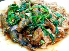 -魏四小鱼锅贴王