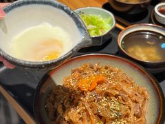 幸福满满牛丼-八全十满(大南店)