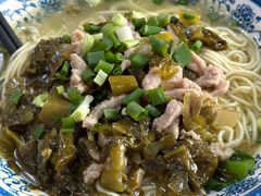 -巴津碗碗面(人和店)