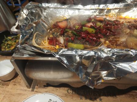 愿者上钩·纸包鱼(祖庙路店)