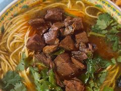 -金杨拉面王小吃面馆·牛三宝面·红烧牛肉粉