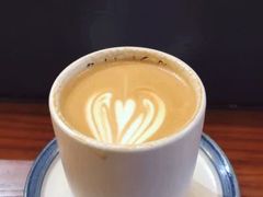 太妃拿铁-Be Lived Cafe比例咖啡(摩天轮店)