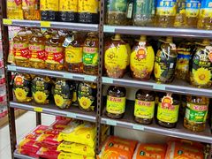-联华超市(新闸路店)