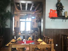 大堂-申德勒加油站餐厅(三里屯北小街店)