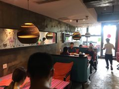 -香巴拉云南餐厅(华莱坞店)