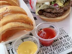 -FATBURGER 特富客汉堡(外交公寓店)