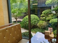-上海怡沁园度假酒店