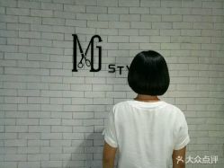 -BM SALON