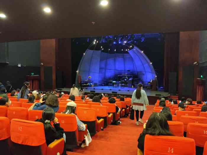 fancl 艺术中心(艺海剧院)-"看的乌龙山伯爵 好像我的笑点比较高 不过