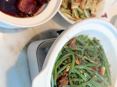 -小菜园新徽菜(宜兴八佰伴店)