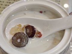 -广信牛奶甜品世家(台东店)