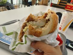 -麦当劳(鄂尔多斯机场店)