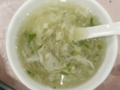 -蓝鲸大酒店旋转餐厅
