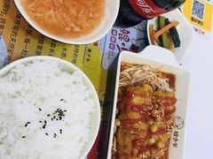 -鲲少爷烤鱼饭.螺蛳粉·清真(爱琴海店)