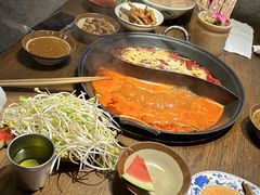 -萍姐火锅·公路夜市(武汉首店)