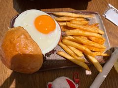-Two Birds One Stone·一石二鸟(诚品生活店)