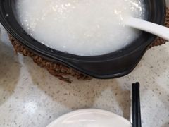 生滚鱼片粥-甜蜜蜜港式茶餐厅(虹梅店)