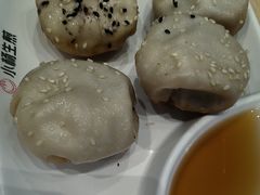 -小杨生煎(浦江欢乐颂店)