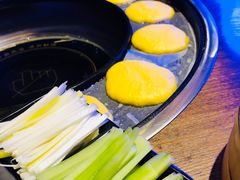 -三人行骨头王火锅(长寿店)