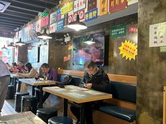 -肥汁米蘭香港米线(定西路店)