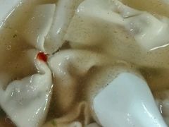 -周震馄饨