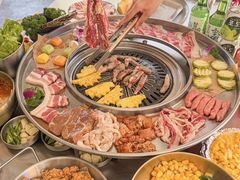 -哈哈碳都·牛肋条无限自助烤肉(台江万达店)