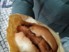 猪扒包-胜利茶餐室