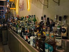 -Shift cocktail bar鸡尾酒吧