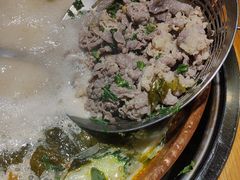 -洱火云南酸菜牛肉火锅(石景山当代商城店)