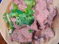 -谢老五跷脚牛肉·非遗传承店