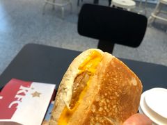-肯德基(凯德国贸店)