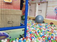 -蓝精灵乐园·世茂精灵之城主题乐园