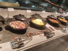 -飨食汇全日制餐厅·昆山皇冠假日酒店(九方店)