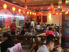 大堂-王村姑老土炕莜面村(桥东店)