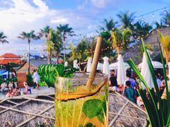 -FINNS Beach Club