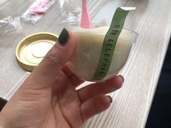 -蜜蜂小象·榴莲千层蛋糕(时代汇11栋店)